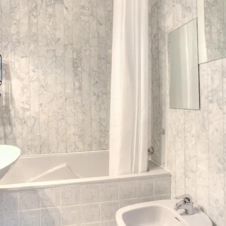 Furnished Studio With A Terrace Swimming Pool In A Charming Residence Lägenhet *
